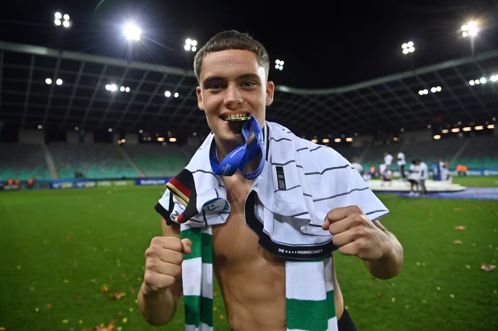 Mega Bintang 26  Edisi Florian Writz